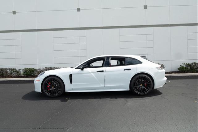 Photo of 2020 Carrara White Metallic Porsche Panamera