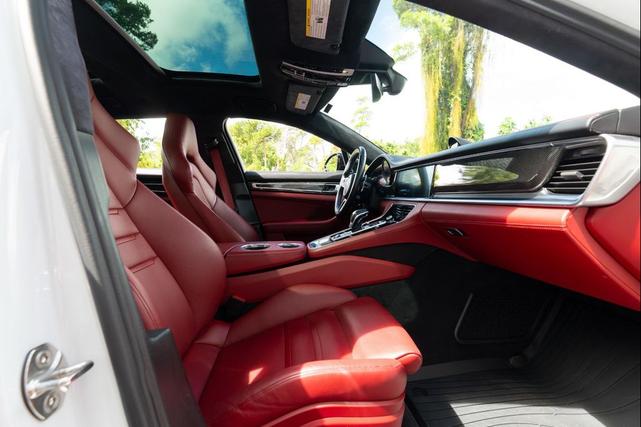 Photo of 2020 Carrara White Metallic Porsche Panamera
