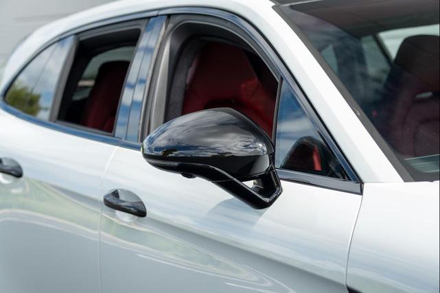 Photo of 2020 Carrara White Metallic Porsche Panamera