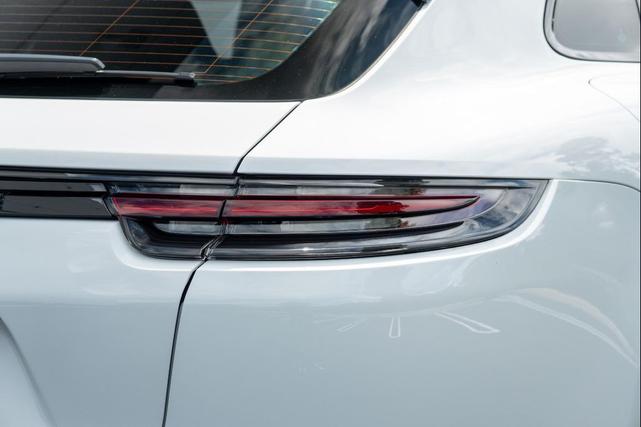 Photo of 2020 Carrara White Metallic Porsche Panamera