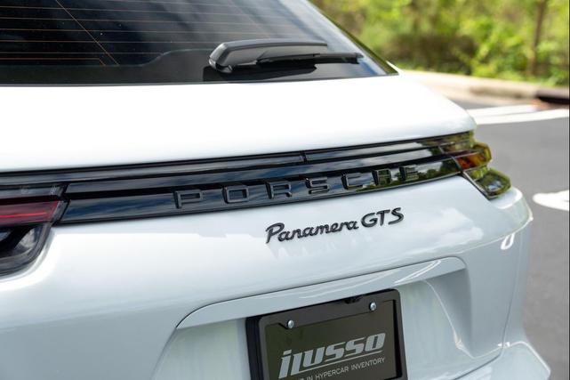 Photo of 2020 Carrara White Metallic Porsche Panamera