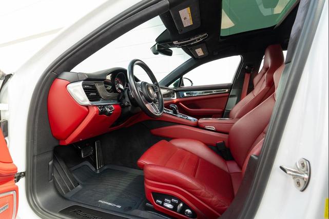 Photo of 2020 Carrara White Metallic Porsche Panamera
