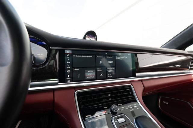 Photo of 2020 Carrara White Metallic Porsche Panamera