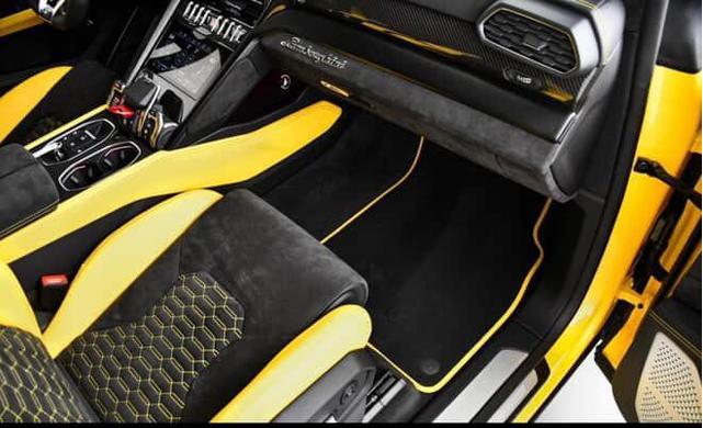 Photo of 2022 Giallo Inti Pearl Effect Lamborghini Urus
