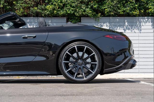 Photo of 2022 Obsidian Black Metallic Mercedes-Benz AMG SL 63