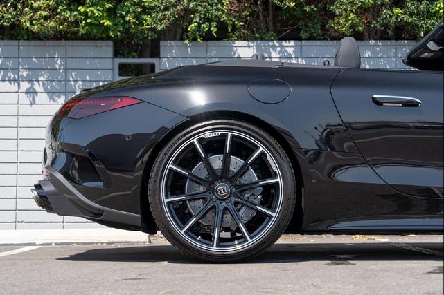 Photo of 2022 Obsidian Black Metallic Mercedes-Benz AMG SL 63