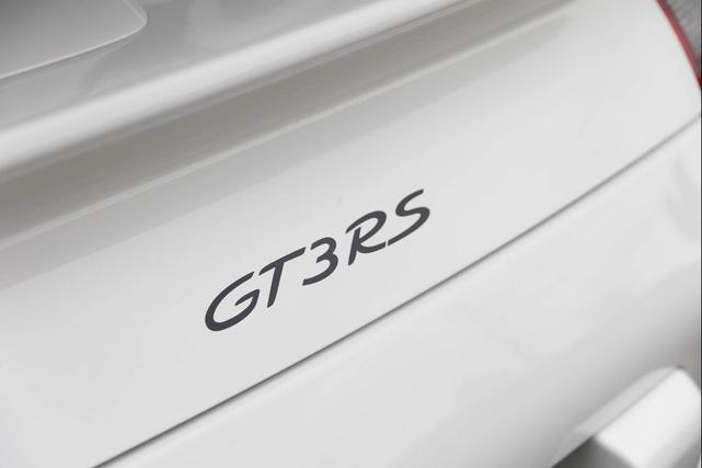 Photo of 2007 Carrera White Porsche 911