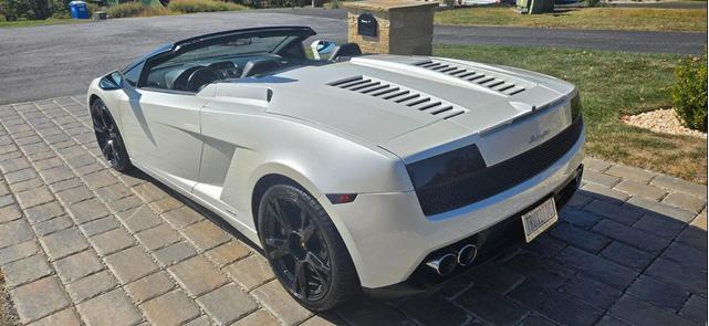Photo of 2011 Bianco Monocerous Solid Color (White) Lamborghini Gallardo