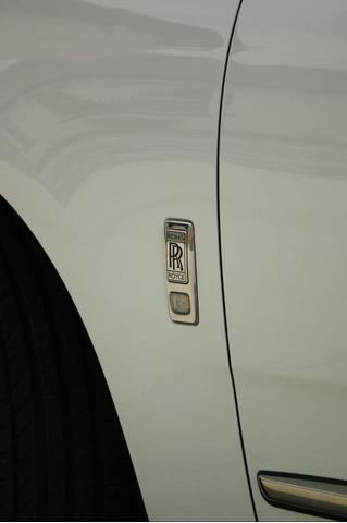 Photo of 2019 White Rolls-Royce Cullinan
