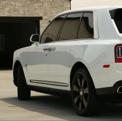 Photo of 2019 White Rolls-Royce Cullinan