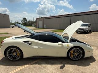 Photo of 2017 Bianco Avus Ferrari 488 GTB