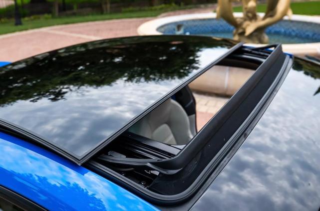 Photo of 2022 Blue Porsche 911