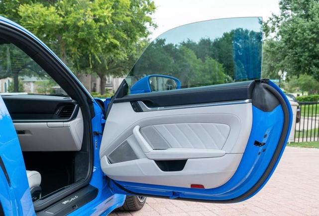 Photo of 2022 Blue Porsche 911