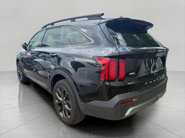 Photo of 2022 Ebony Black Kia Sorento
