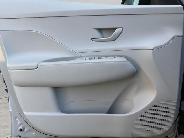 Photo of 2024 Cyber Gray Metallic Hyundai KONA EV