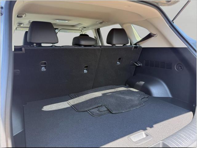 Photo of 2024 Steel Gray Kia Seltos