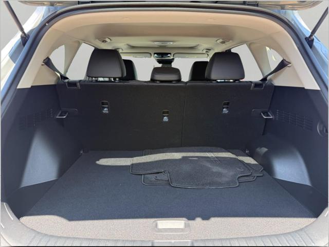Photo of 2024 Steel Gray Kia Seltos