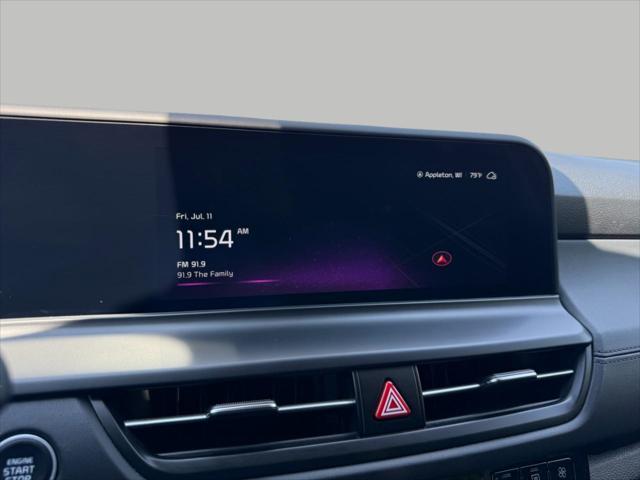Photo of 2024 Steel Gray Kia Seltos