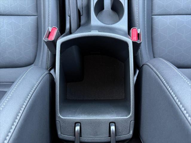 Photo of 2024 Steel Gray Kia Seltos
