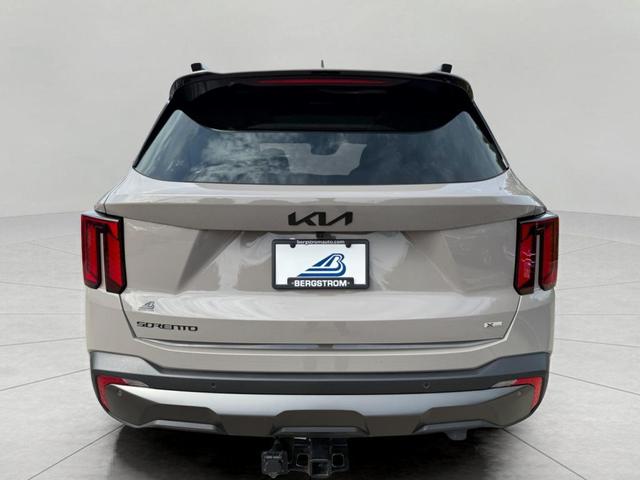 Photo of 2025 Road Rider Brown Kia Sorento