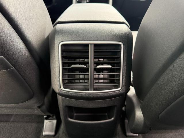 Photo of 2024 Gravity Gray Kia Sportage