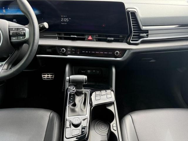Photo of 2024 Gravity Gray Kia Sportage