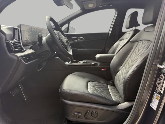 Photo of 2024 Gravity Gray Kia Sportage