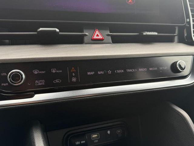 Photo of 2024 Gravity Gray Kia Sportage