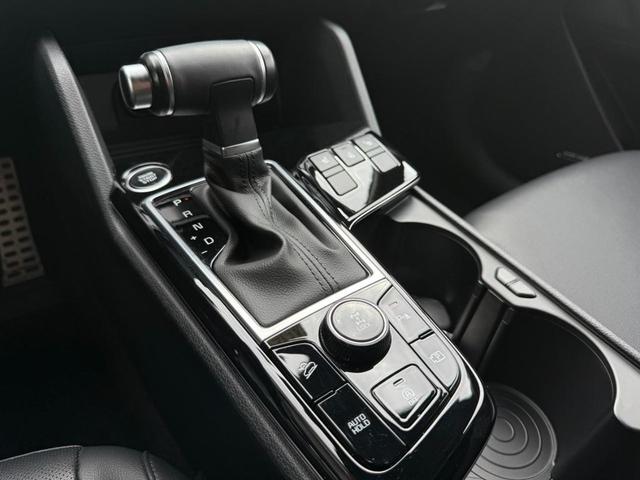 Photo of 2024 Gravity Gray Kia Sportage