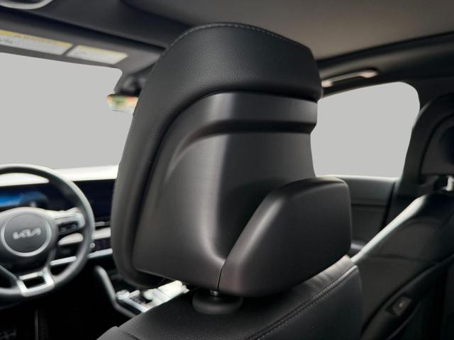Photo of 2024 Gravity Gray Kia Sportage