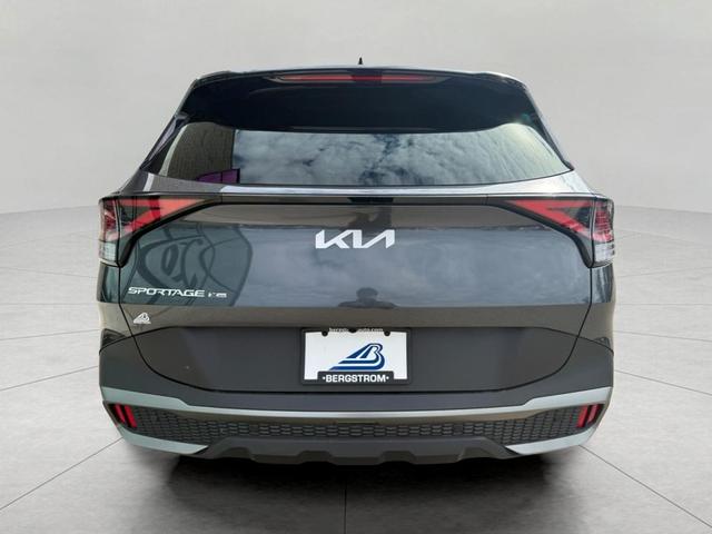Photo of 2024 Gravity Gray Kia Sportage