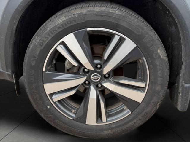 Photo of 2021 Boulder Gray Pearl Nissan Rogue