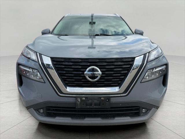 Photo of 2021 Boulder Gray Pearl Nissan Rogue