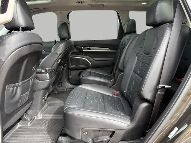 Photo of 2021 Dark Moss Kia Telluride