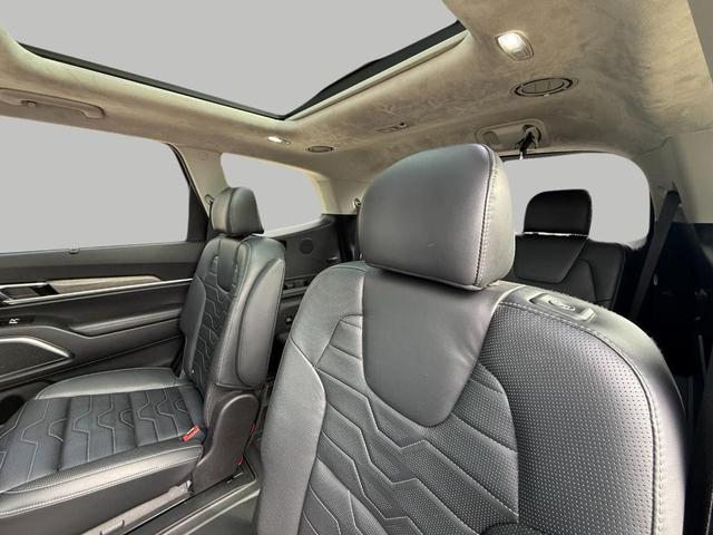 Photo of 2021 Dark Moss Kia Telluride