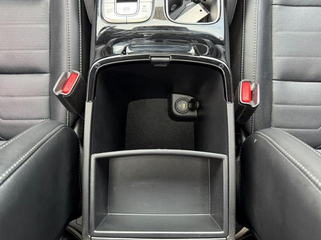 Photo of 2021 Dark Moss Kia Telluride
