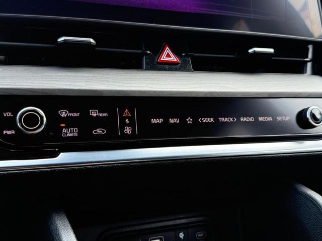 Photo of 2024 Wolf Gray Kia Sportage