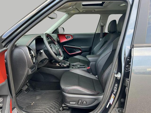 Photo of 2023 Gravity Gray Kia Soul