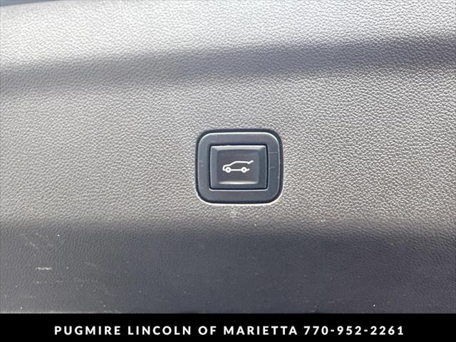 Photo of 2021 Onyx Black GMC Yukon XL