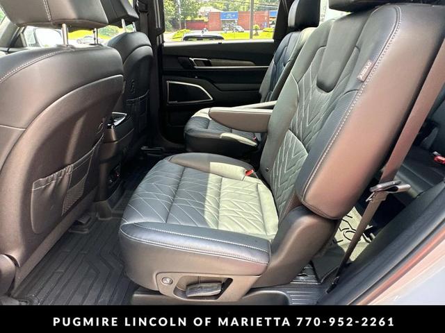 Photo of 2024 GLACIAL WHITE PEARL WHIT Kia Telluride