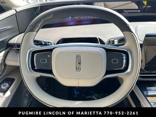 Photo of 2025 Infinite Black Metallic Clearcoat Lincoln Nautilus