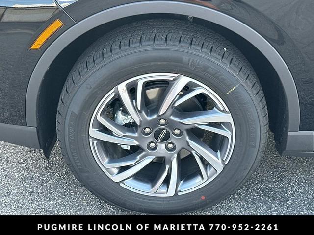 Photo of 2025 Infinite Black Metallic Clearcoat Lincoln Corsair
