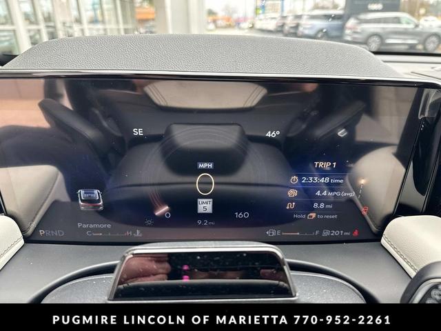 Photo of 2025 Pristine White Metallic Tri-Coat Lincoln Aviator