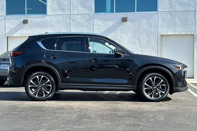 Photo of 2022 Jet Black Mica Mazda CX-5