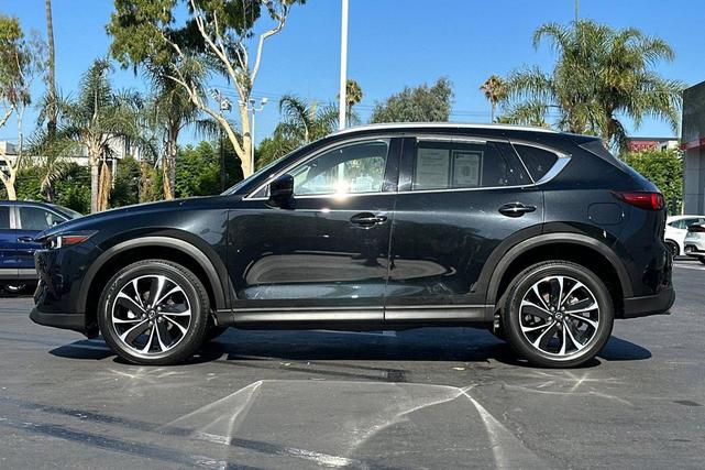 Photo of 2022 Jet Black Mica Mazda CX-5