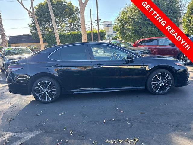 Photo of 2022 Midnight Black Toyota Camry