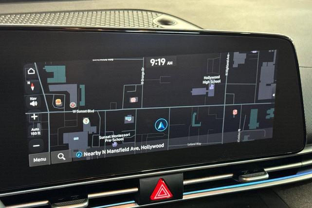 Photo of 2025 Abyss Black Hyundai ELANTRA