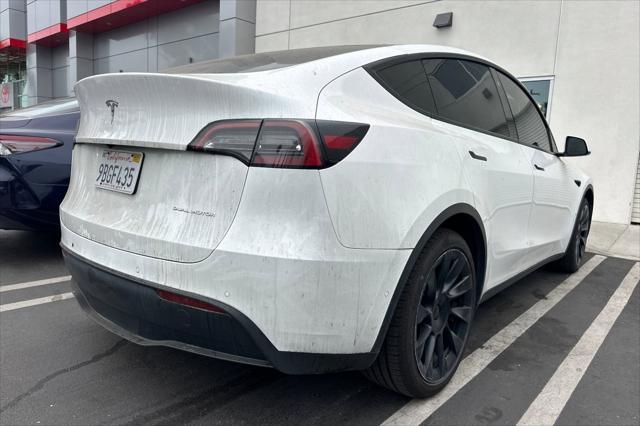 Photo of 2021 Pearl White Multi-Coat Tesla Model Y