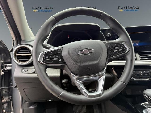 Photo of 2025 Sterling Gray Metallic Chevrolet Trax
