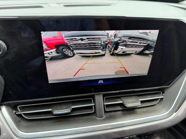 Photo of 2025 Sterling Gray Metallic Chevrolet Trax